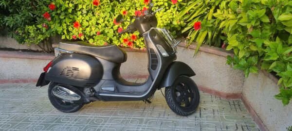 VESPA GTS Super Sport 300cc (black matt) | (2013)